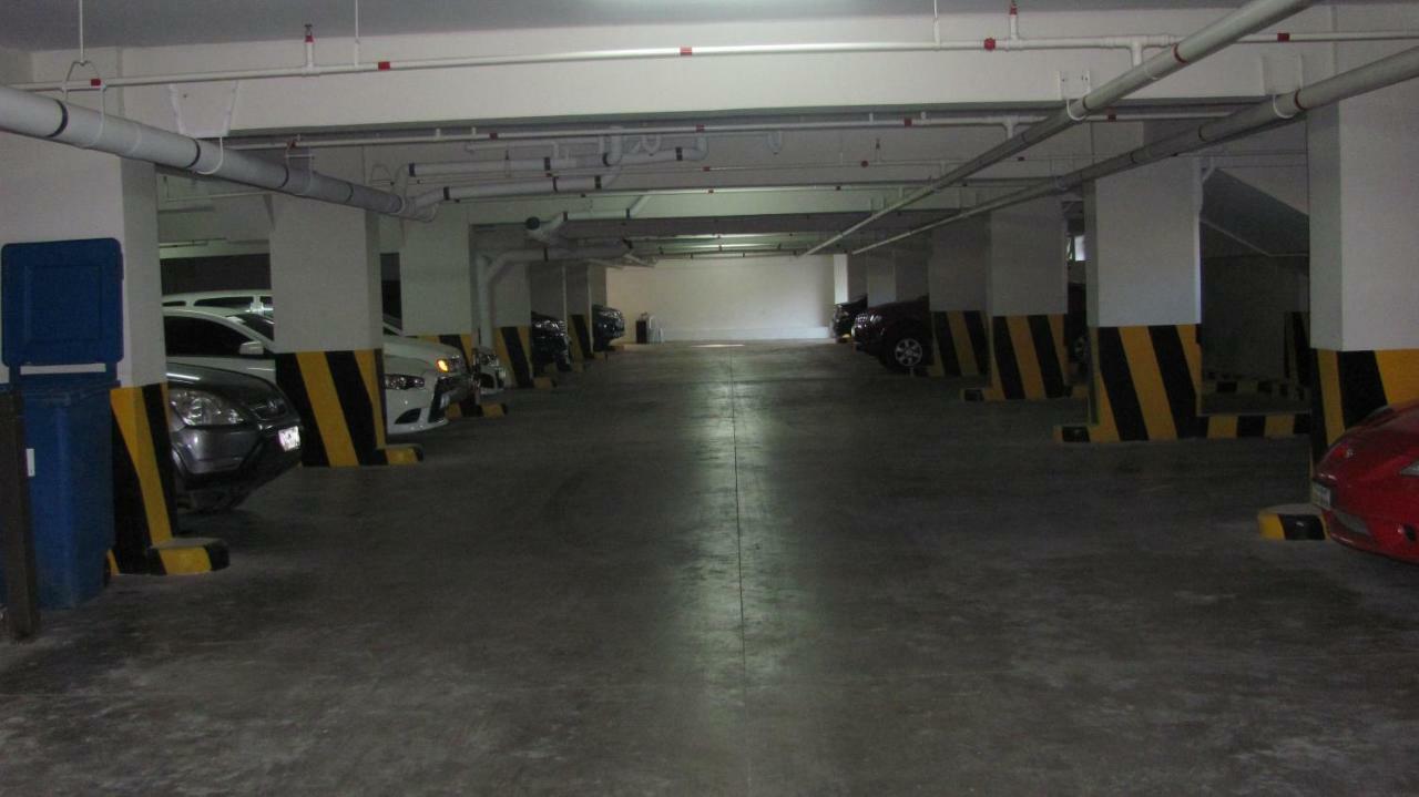 Two - 2Br Condo In The Heart Of Davao City Extérieur photo